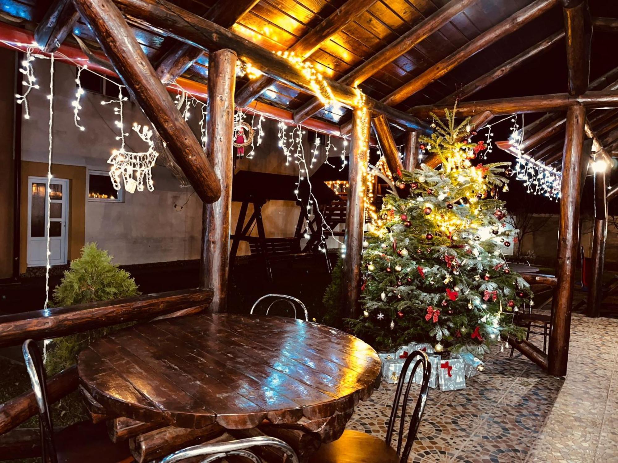 La Mateo Calimanesti Exterior foto