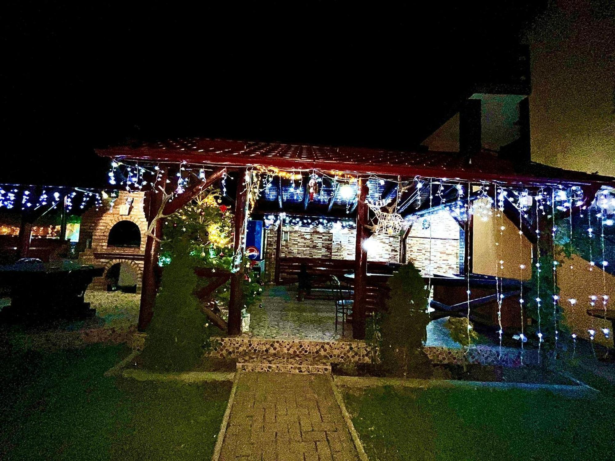 La Mateo Calimanesti Exterior foto