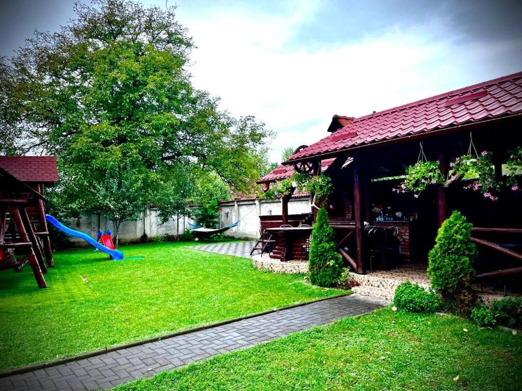 La Mateo Calimanesti Exterior foto