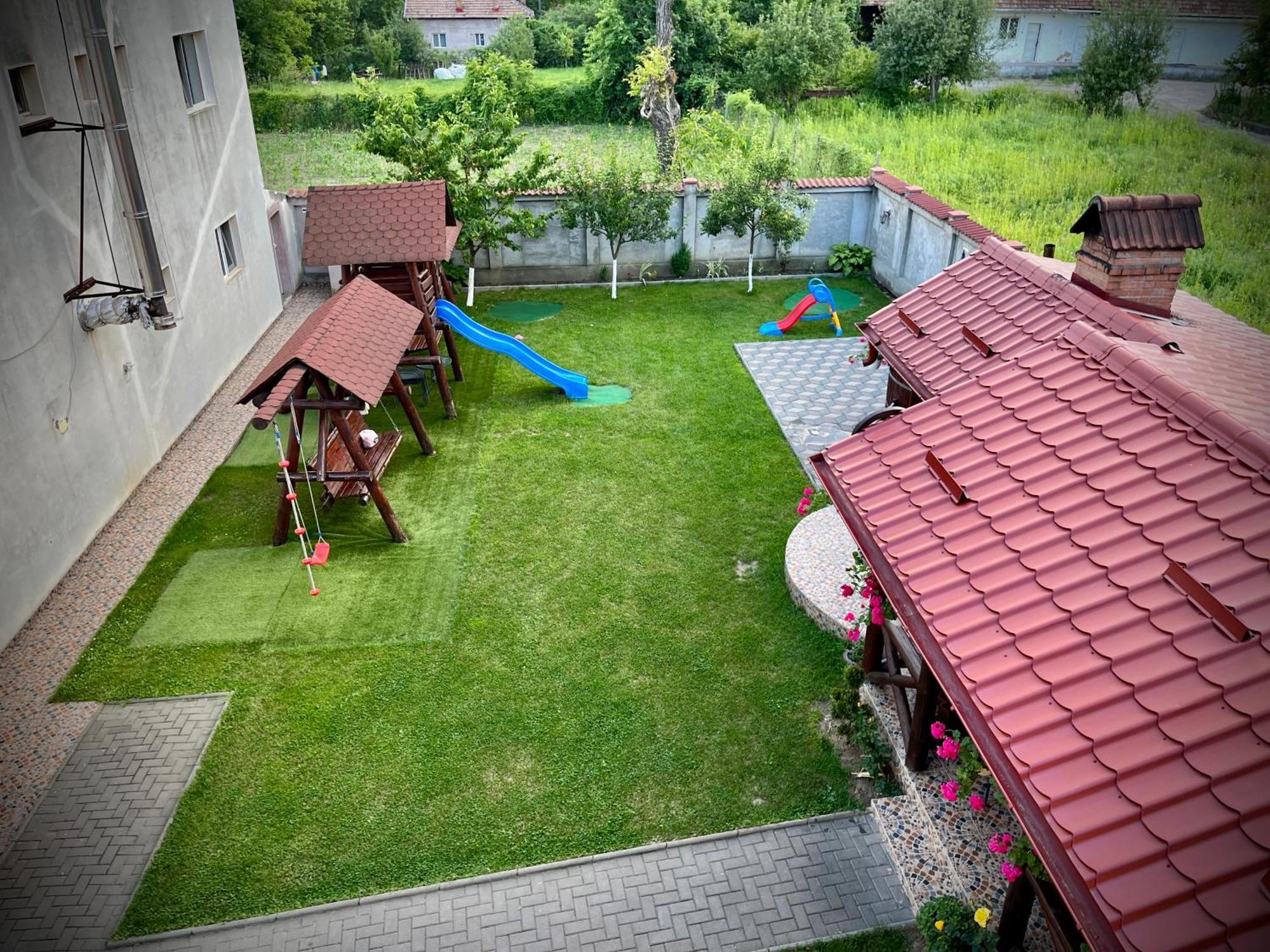 La Mateo Calimanesti Exterior foto
